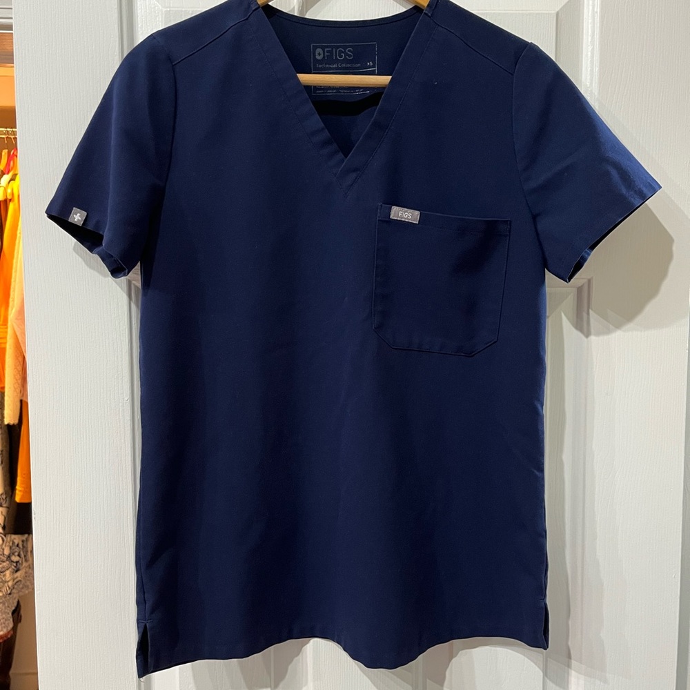 Figs Navy Catarina Scrub Top